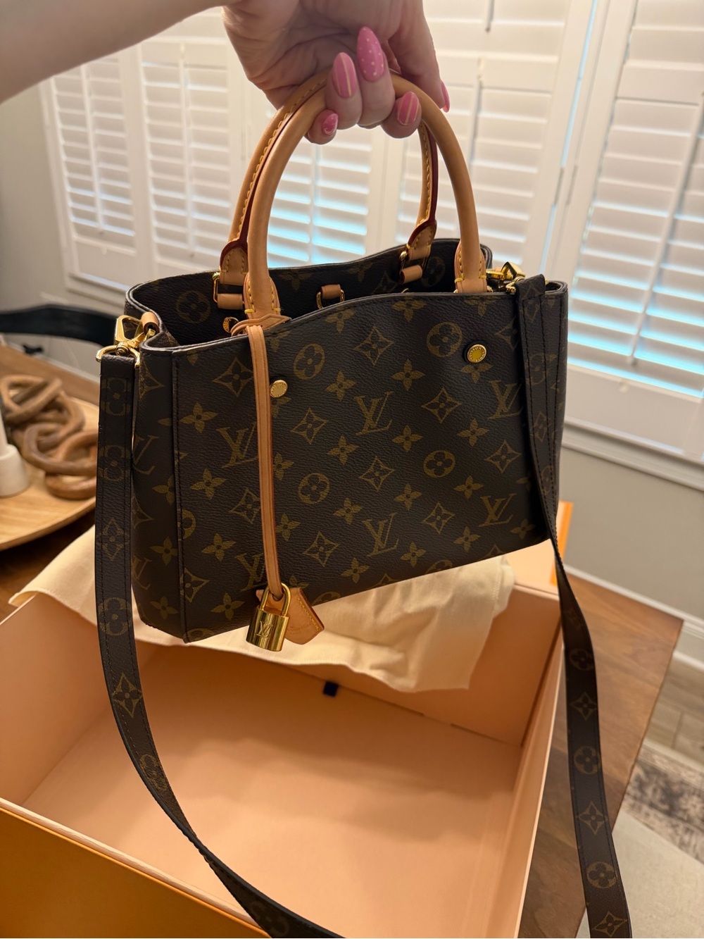 EUC Louis Vuitton Montaigne BB in Brown Monogram - Picture 15 of 15